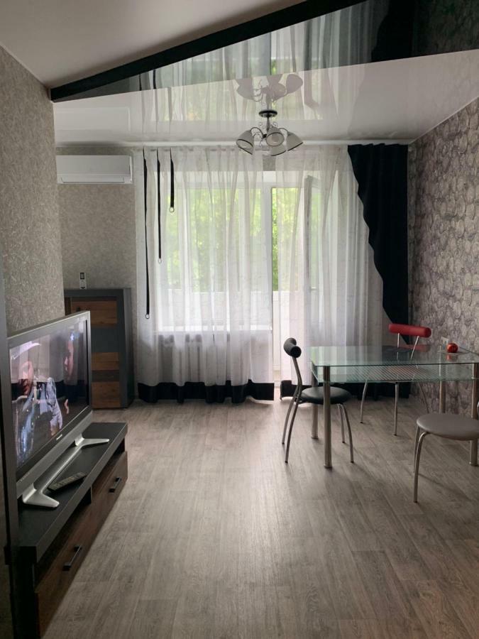 Пр.Поля 104 Апартаменты นิปโปร ภายนอก รูปภาพ